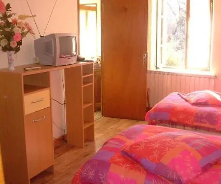 Gite/hotel Rolland *